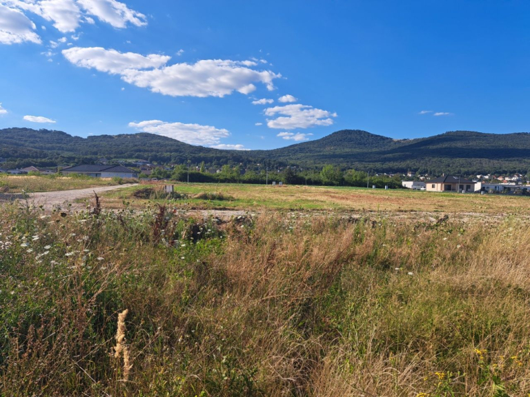 Pozemok 841 m2 v obci Štitáre 31
