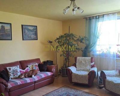 2 - izbový byt na ulici Malé Námestie 27