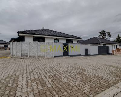 REZERVOVANE!Novostavba 4-izbového RD s terasou, 391 m² pozemok 11