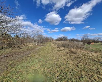 Stavebný pozemok pre RD v obci Most pri Bratislave na ul. Športová 15