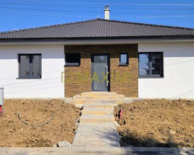 Bungalov v centre obce Cabaj Čápor, Wágnerova ulica, Dom č.1 31