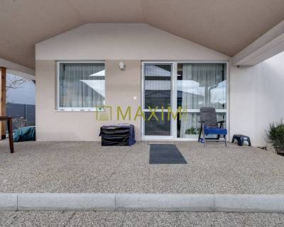 Moderný samostatne stojaci 4-izbový bungalov, Láb okres Malacky 31