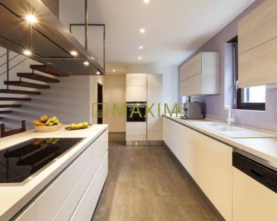 Pre klienta hľadáme 4-izbový byt vo Vrakuni 27