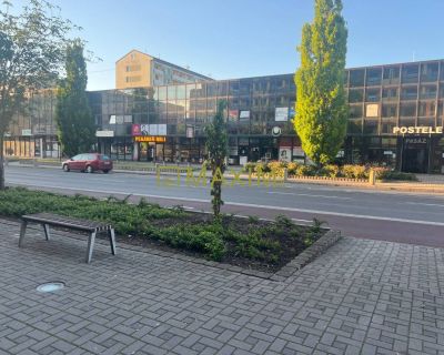 Na predaj obchodný priestor v centre Malaciek 23