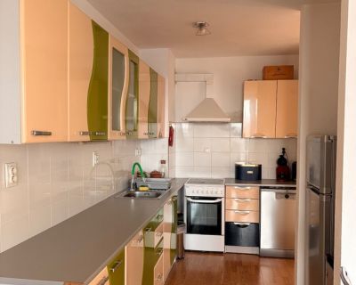 4-izbový byt, Bratislava/Nové Mesto, ulica Nová Rožňavská 43